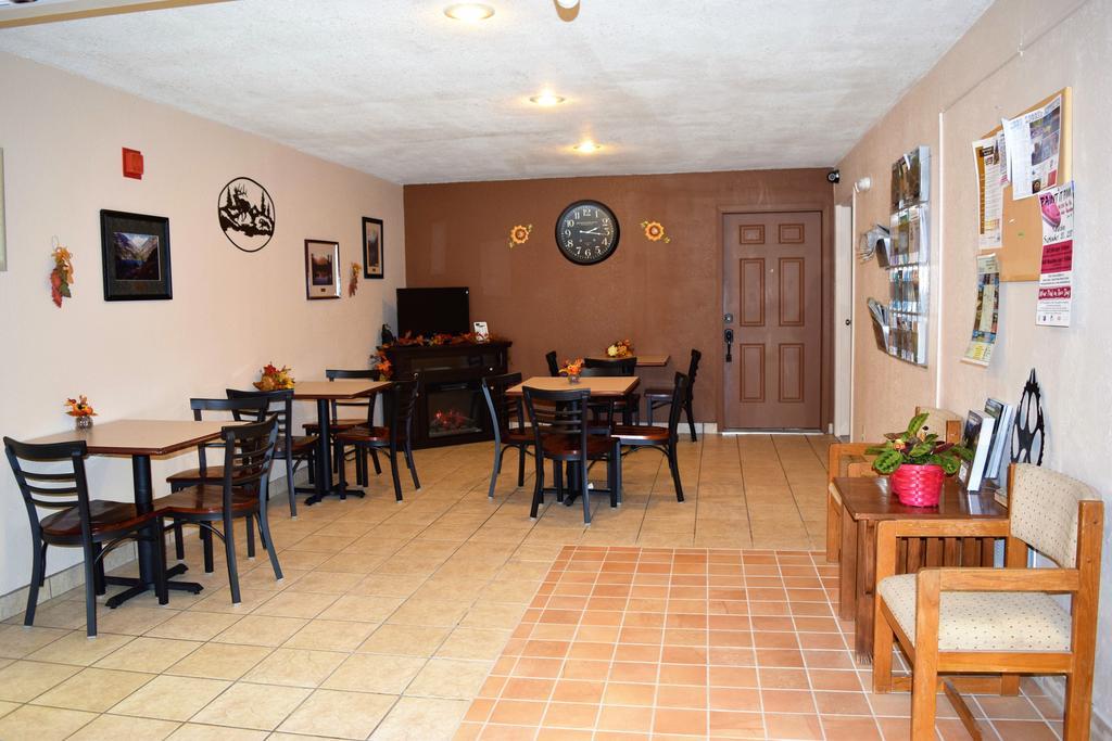 Country Inn Libby Ngoại thất bức ảnh