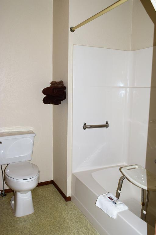 Country Inn Libby Ngoại thất bức ảnh